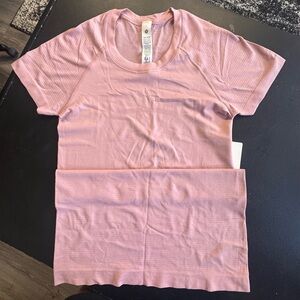 Lululemon Athletica Light pink Tee size 4